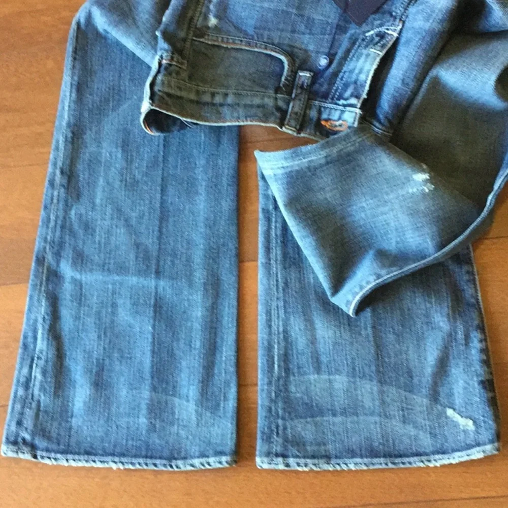 Rock & Republic Distressed embellished Denim sz 25 NWT - Picture 6 of 6